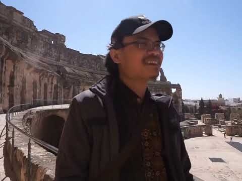 Video: Amfiteater Di 