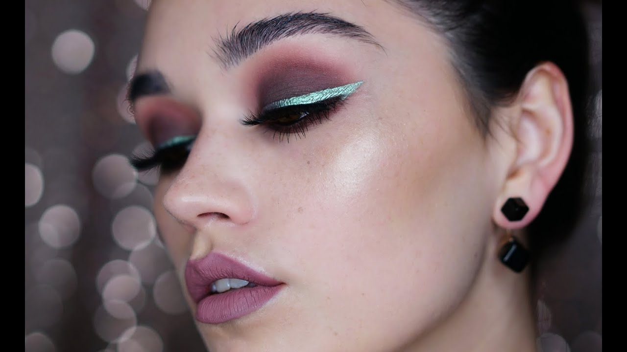 Foiled Liner And Matte Smokey Eyes