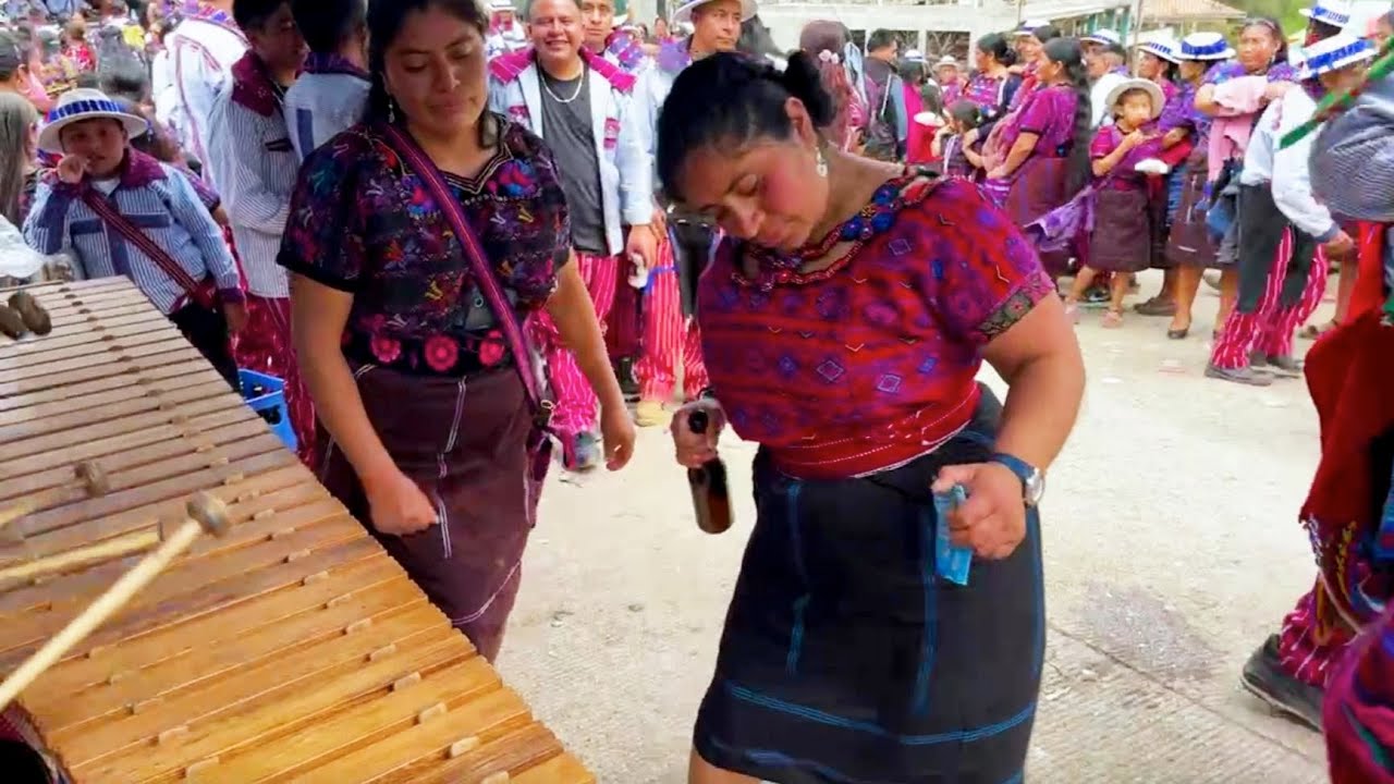Marimba San Sebastian H en Todos Santos C 2024.