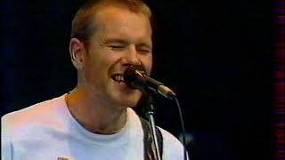 Helmet 14 Jun 1997 french tv &#39;Canal+&#39; live in Paris : Crisis King