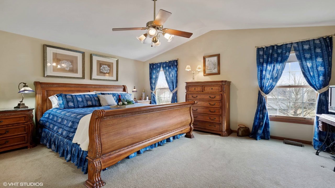 25 South Sterling Heights Road, Vernon Hills, IL 60061