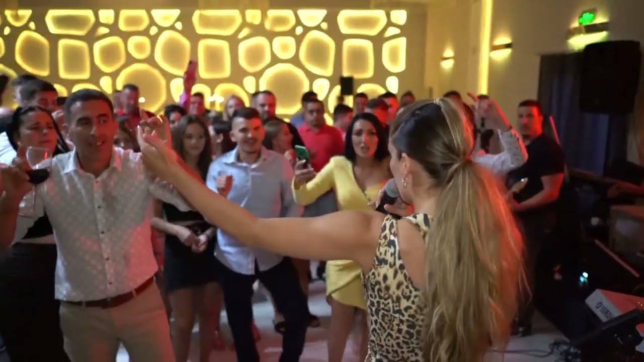 Tea Tairovic Uzivo - Jovanov 18-ti rodjendan 1.deo