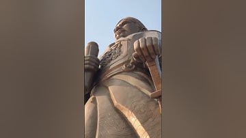 QUỐC CÔNG TIẾT CHẾ HƯNG ĐẠO ĐẠI VƯƠNG TRẦN QUỐC TUẤN (TẠI QUẢNG TRƯỜNG CHIẾN THẮNG BẠCH ĐẰNG GIANG)