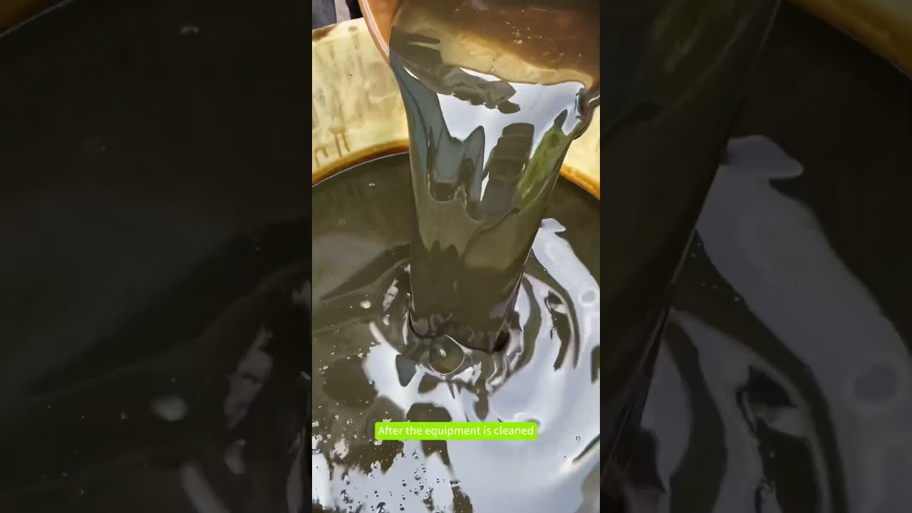 The new oil processed by this machine is worth $20,000 to $30,000 per ton.