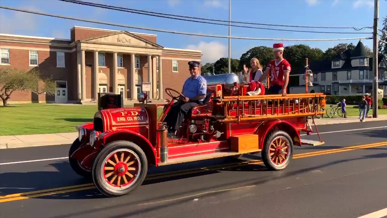 Center Moriches High School 2018 Parade Saturday September