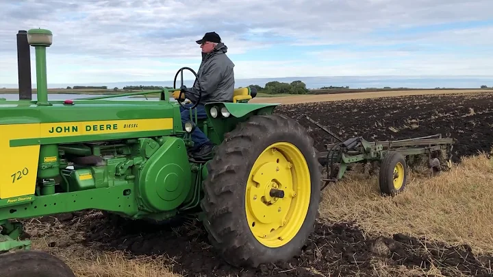 2019 Plowing Hitterdal, MN Day 2 starting John Dee...