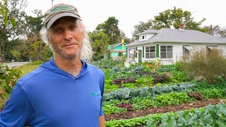 EARNING $2K in ONE WEEK Growing Veggies on his FRONT YARD!