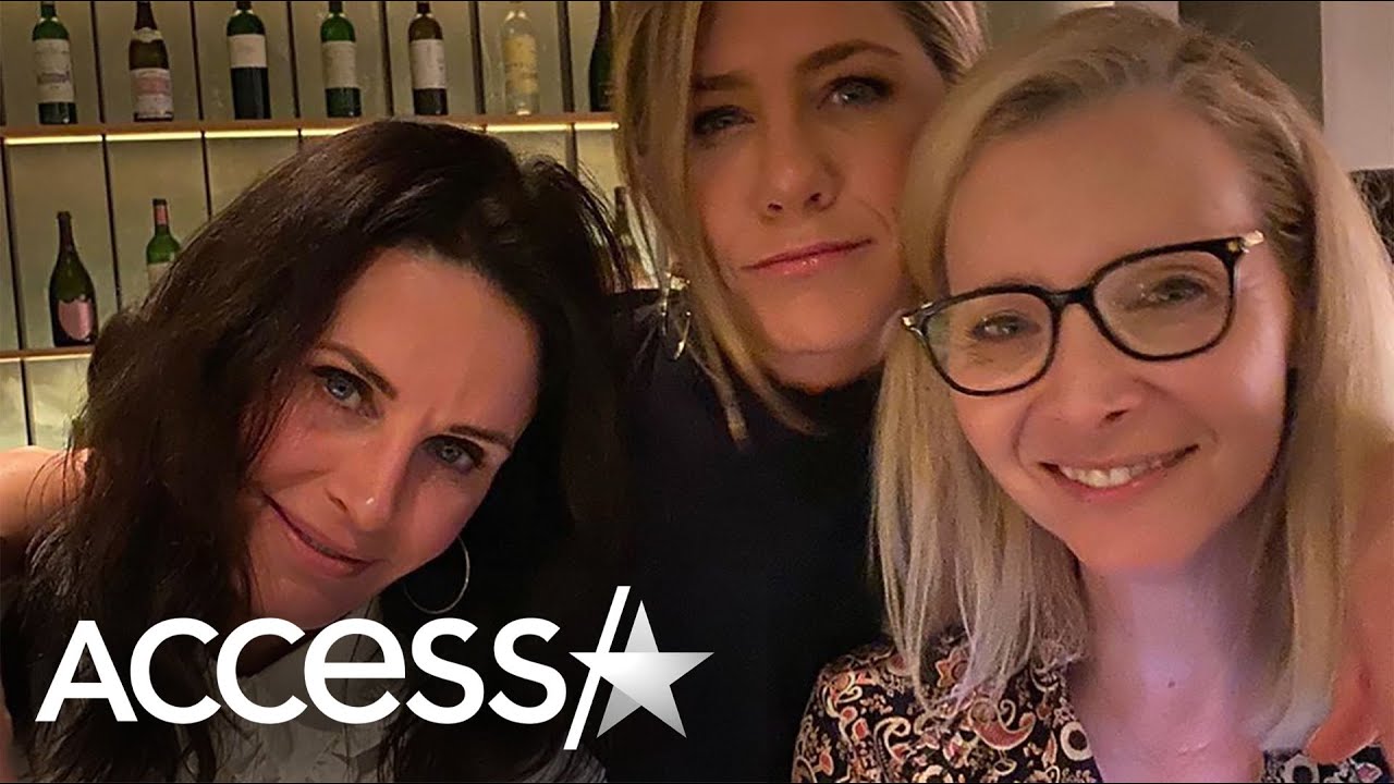 Jennifer Aniston, Courteney Cox And Lisa Kudrow Have Perfect 'Friends' Night Out