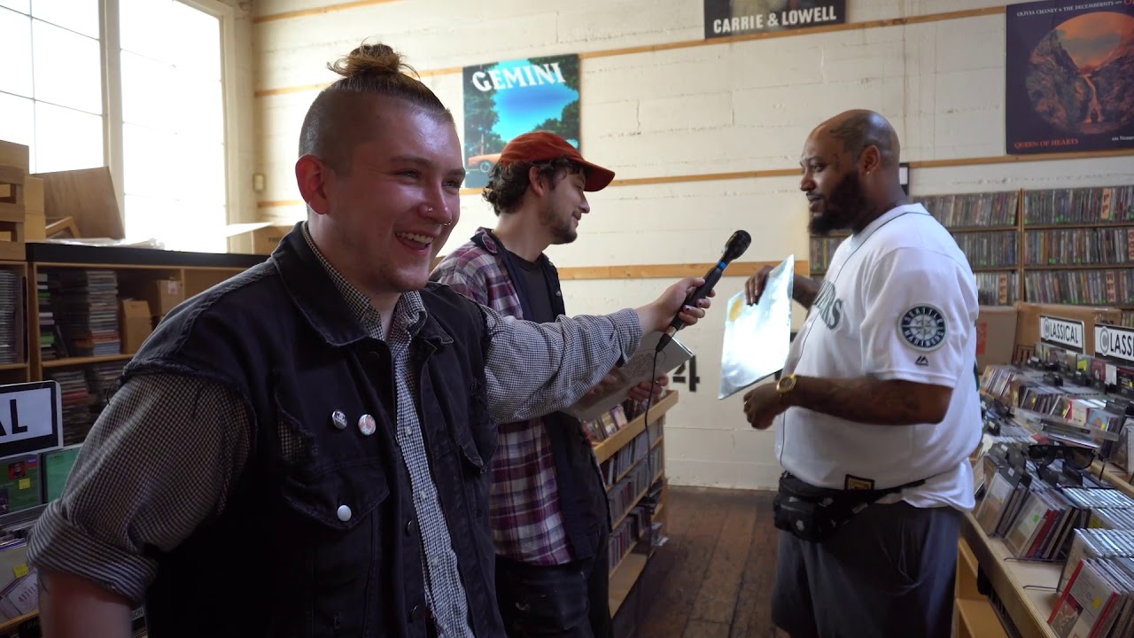 The MALCOLM REBEL & ERIC G Episode auf YouTube ansehen The MALCOLM REBEL & ERIC G Episode auf YouTube ansehen