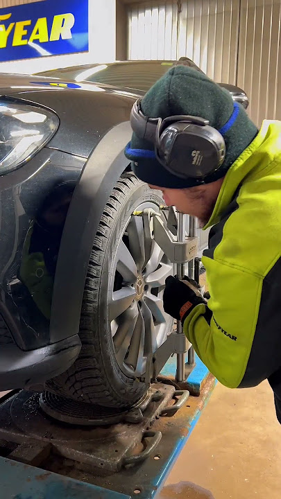 Fullbokat som vanligt #bilservice #bilverkstad #kungsbacka #billdal #bilverkstad #däckbyte