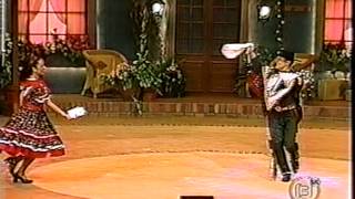 CAMPEONES NACIONALES DE CUECA 1999 DANIEL MORA Y MARCELA VALDEBENITO EN FESTIVAL DEL HUASO DE OLMUE