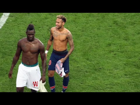 Balotelli Failed Trick Shot and Substitution