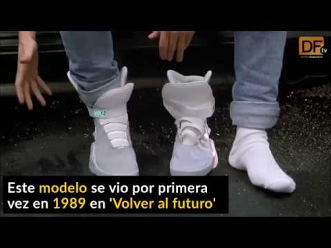 que tenis usa marty mcfly en volver al futuro 1