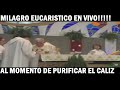 Mira el Milagro Eucarístico Sucedido en Brasil Sacerdote Limpia el Caliz y se  Mancha de Sangre