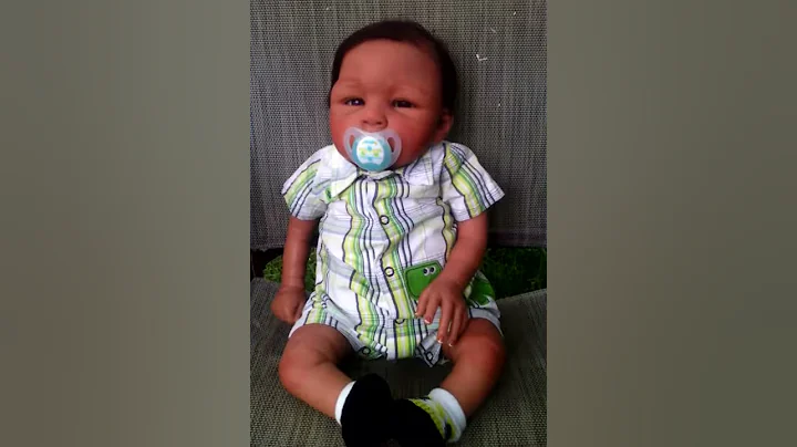 Theme Thursday green with reborn David Brea sculpt