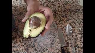 Как почистить авокадо, как выбрать, как сохранить.