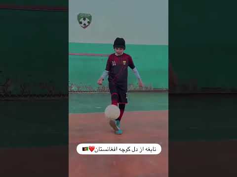 محمد عثمان بهبه چی حرکاتی انجام میته