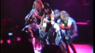 Video thumbnail of "(Inedito)Vasco Live 2 -9-1993  Modena (Medley Acustico) Va bene Va bene cosi,Brava Giulia e toffee"