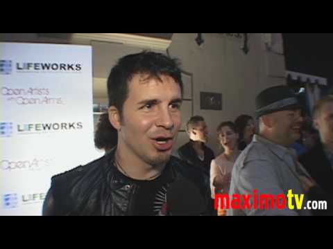 Hal Sparks Photo 14