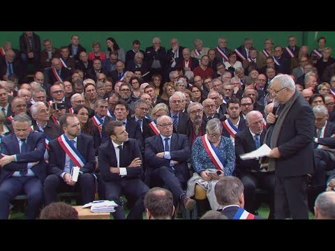 Municipales de 2020 : des maires épuisés et sur tous les fronts