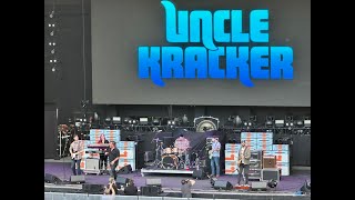 Uncle Kracker - Follow Me / You Shook Me All Night Long [Live] (2023) - Fiddler's Green Amphitheatre