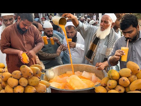 Hardworking Old Man Making Mango Juice 🥭 Roadside Drink Ice Mango Milkshake | Karachi Street Food