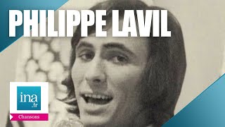 Video thumbnail of "Philippe Lavil "Avec les filles je ne sais pas" | Archive INA"