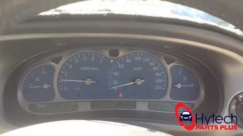 Now Wrecking - Holden Commodore VX 2001