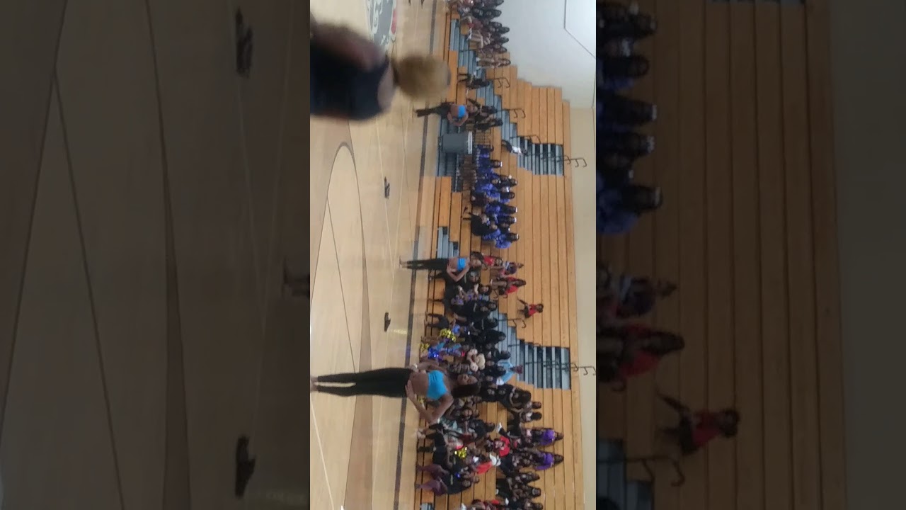 Divaz of pynk sapphyre