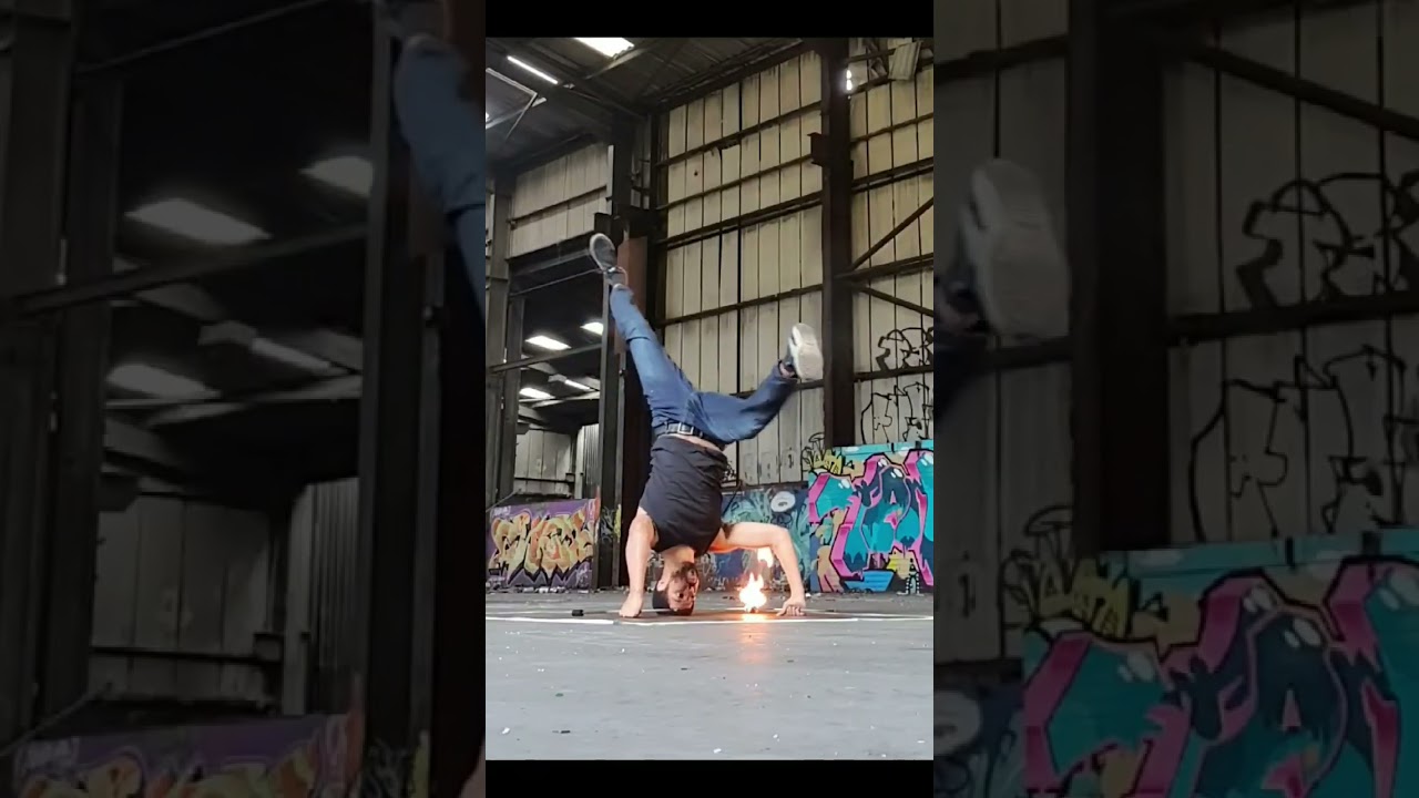 Advanced fire eating - Orbitals and headspins