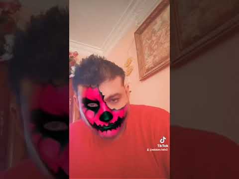 بصو بقي يا حبت اوباش سعات بتحول خفاش