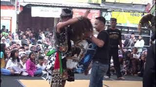 Kebo giro mendem kesurupan jaranan #video