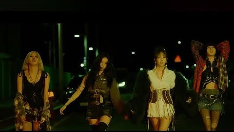 #BLACKPINK  