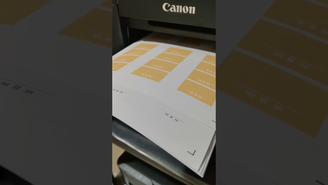 Studio Vlog 27: day 2 of prepping for my first ever con @ Plannercon 2024: Destash to Restash