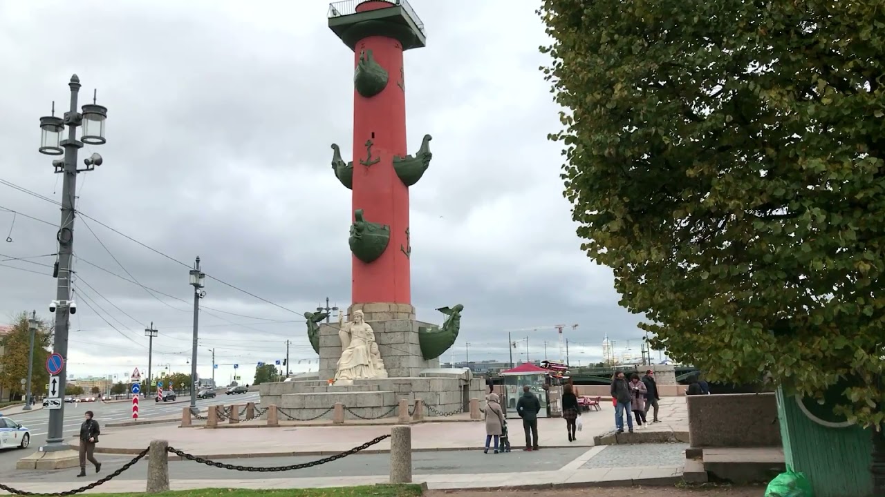 Walk from The Hermitage Museum to The Rostral Columns and Birzhevoy Bridge