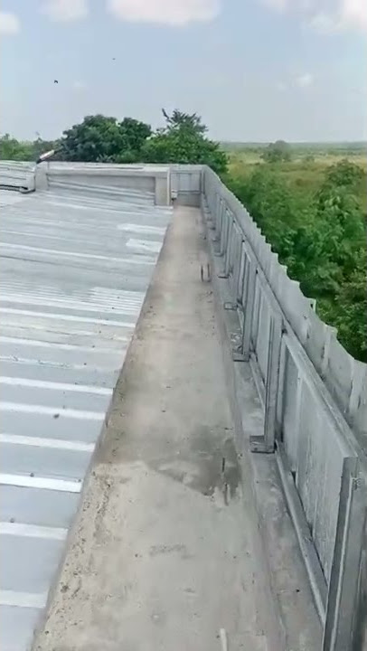 Bikin Jantungan Tinggi Banget Pasang Atap Dan Pagar Gedung Walet
