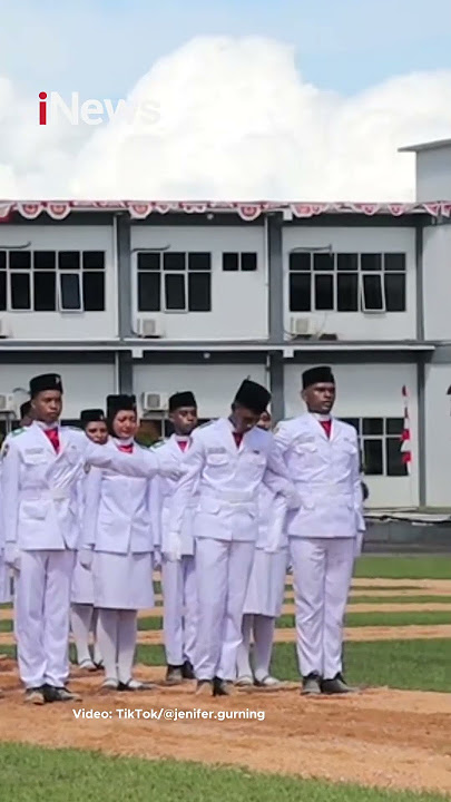 Salut! Momen Paskibraka Gandeng Teman yang Hendak Pingsan Kelelahan