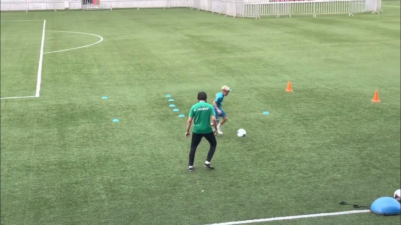 Тренер - Эрнест Капышев ( Лицензия ФИФА) Футбол 10-11 лет - YouTube