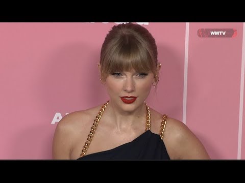 Taylor Swift Arrives At 2019 Billboard Women In Music