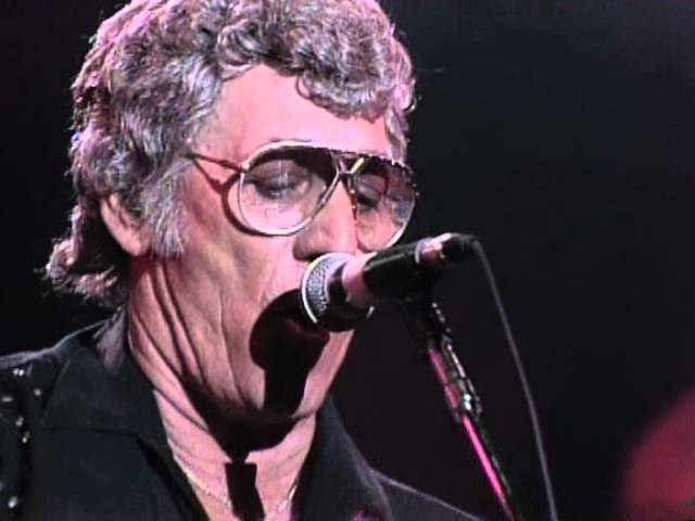 Carl Perkins - Blue Suede Shoes (Live at Farm Aid 1990)