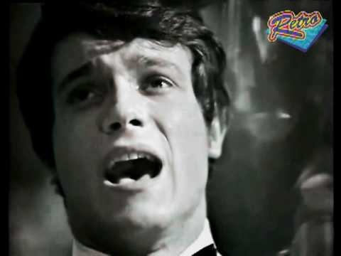 Massimo Ranieri - Rosas rojas (retro video con musica editada) HQ