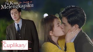 You Complete Me | Cuplikan EP14 Sepertinya Dia Minum Terlalu Banyak | 小风暴之时间的玫瑰 | WeTV 【INDO SUB】