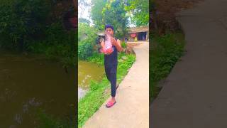 Bus vala kis ko bula rha hai 👀😂🕊️ #pigeon #publicreaction #reaction #reactionvideo #shorts