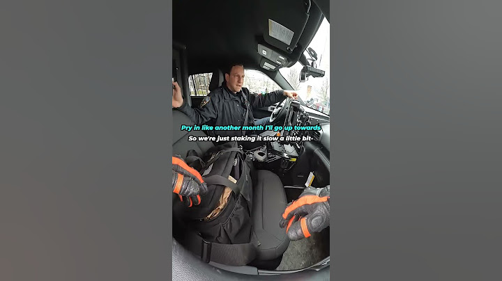 Cop recognizes biker from instagram 🧐 part 2 (via meridebike/ig)