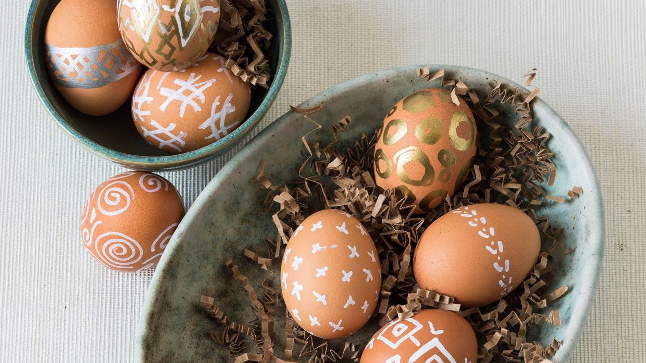 How To Make Paint Pen Easter Eggs - YouTube