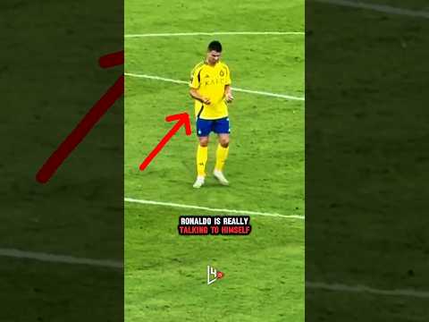 Ronaldo Is Really Talking To Himself Ronaldo Cristianoronaldo Alnassr Cristiano 