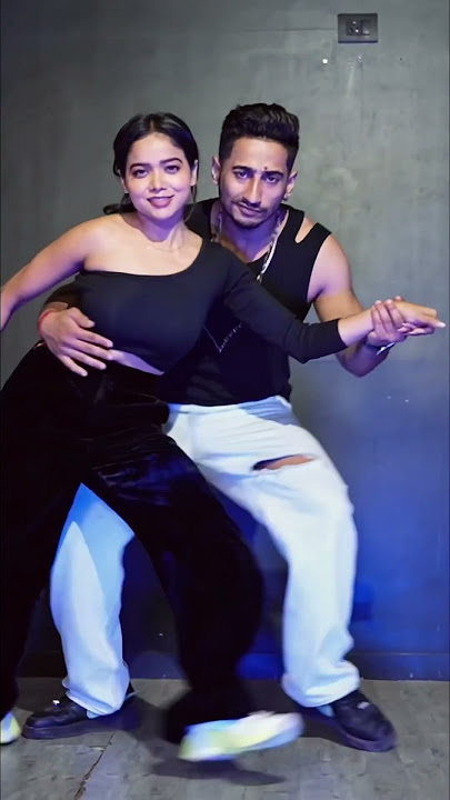 Manisha rani x Vipul kandpal ||bairan begani #1piece #manisharani #dance #vipulkandpal #manishasquad