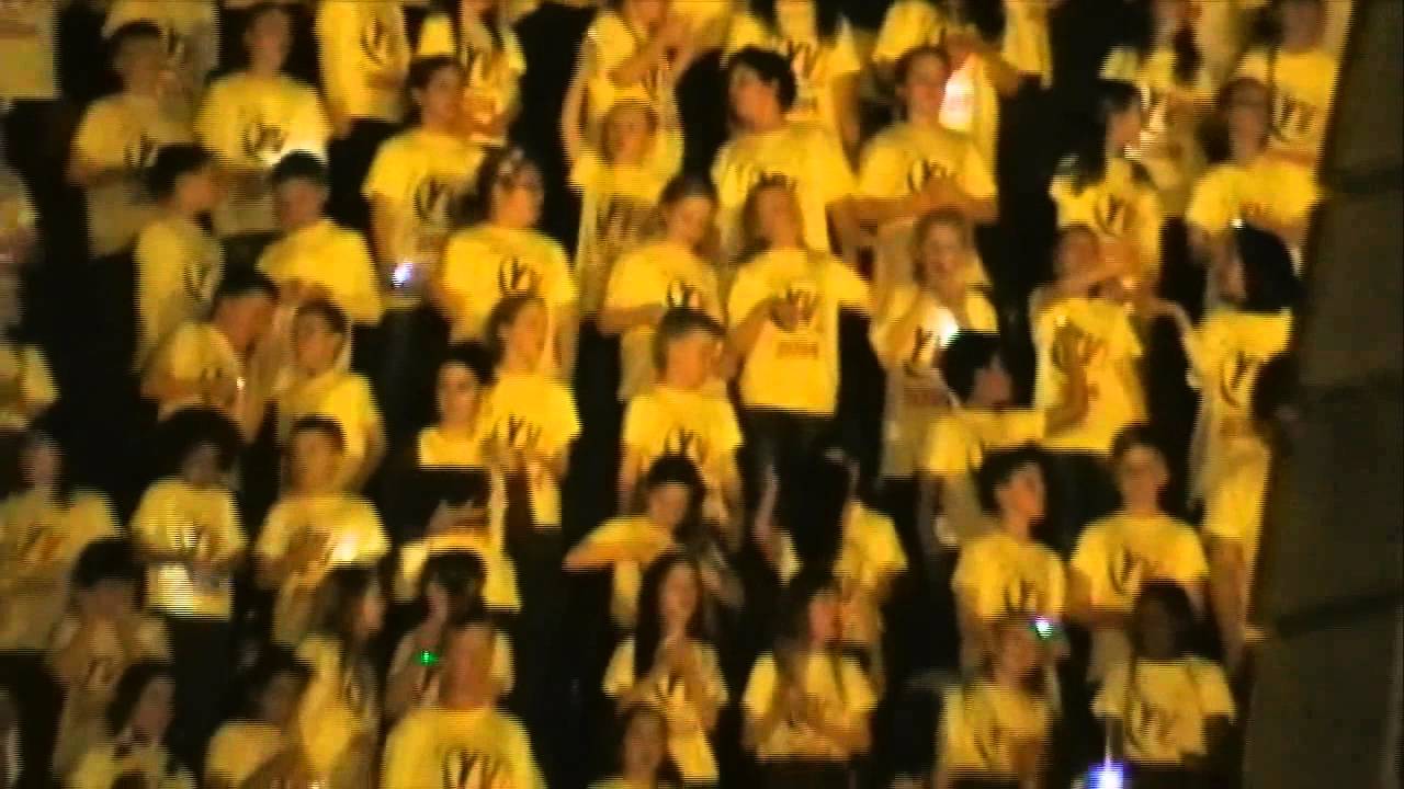 Larkswood Primary School Young Voices 2014 Pop Medley - YouTube