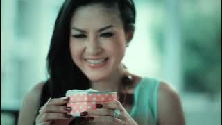 Cynthiara Alona Bojong Kenyot