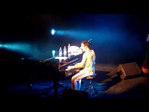 Dios Salve a la Reina - Bohemian Rhapsody [HD] live vivo